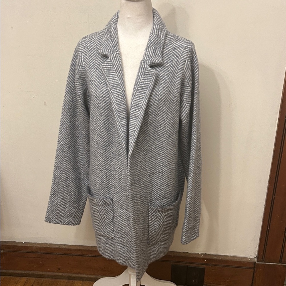 Sincerely Jules Gray Herringbone  Sweater coat size XL EUC